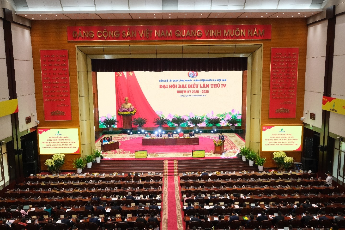 Một nhiệm kỳ một niềm tin
