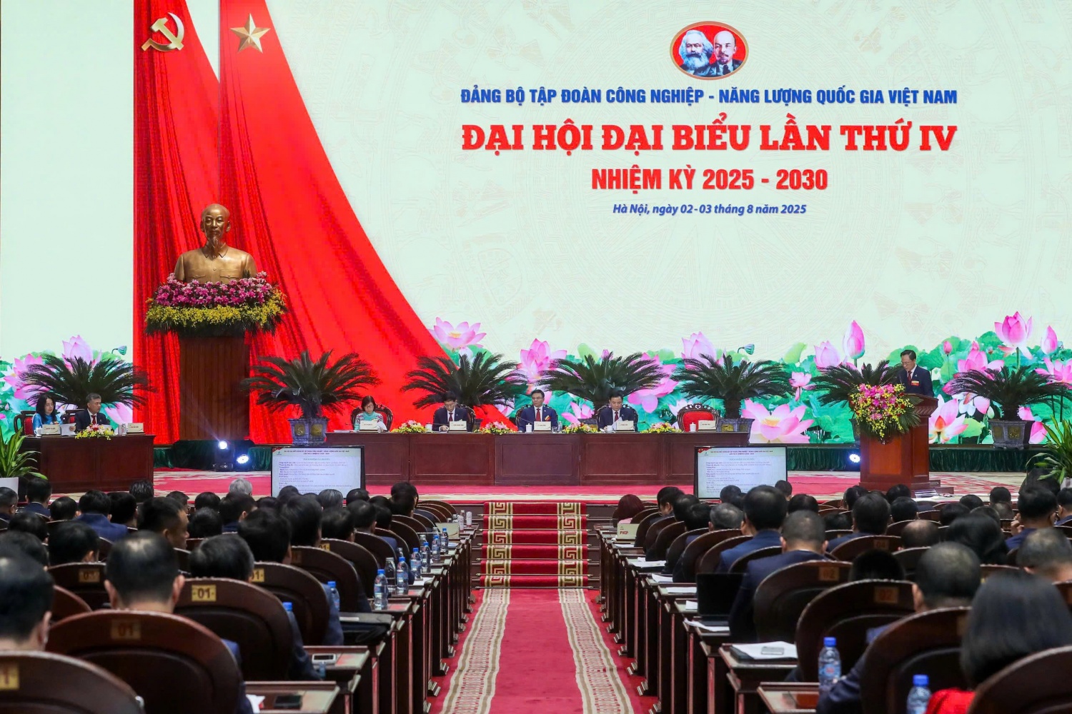 Đại hội đầu tiên mang tên gọi mới của Đảng bộ Tập đoàn Công nghiệp – Năng lượng Quốc gia Việt Nam