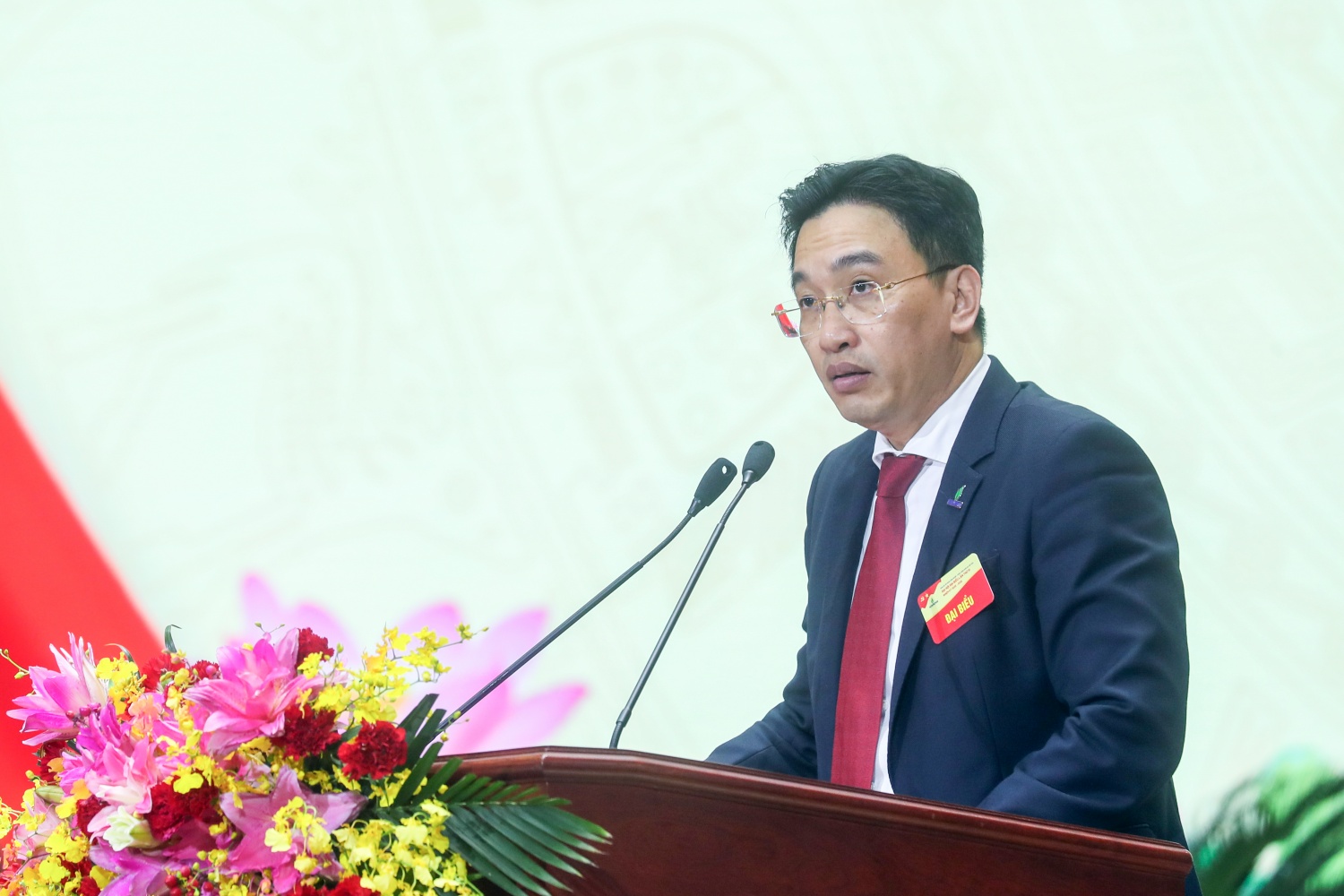 Đồng chí Nguyễn Thanh Bình, Ủy viên Ban Chấp hành Đảng bộ, Bí thư Đảng ủy, Chủ tịch HĐQT PV GAS trình bày tham luận:“Nhiệm vụ, giải pháp xây dựng Tổng Công ty Khí Việt Nam đáp ứng vai trò tiên phong trong lĩnh vực công nghiệp khí ở Việt Nam theo tinh thần Kết luận số 76-KL/TW ngày 24/4/2024 của Bộ Chính trị”.