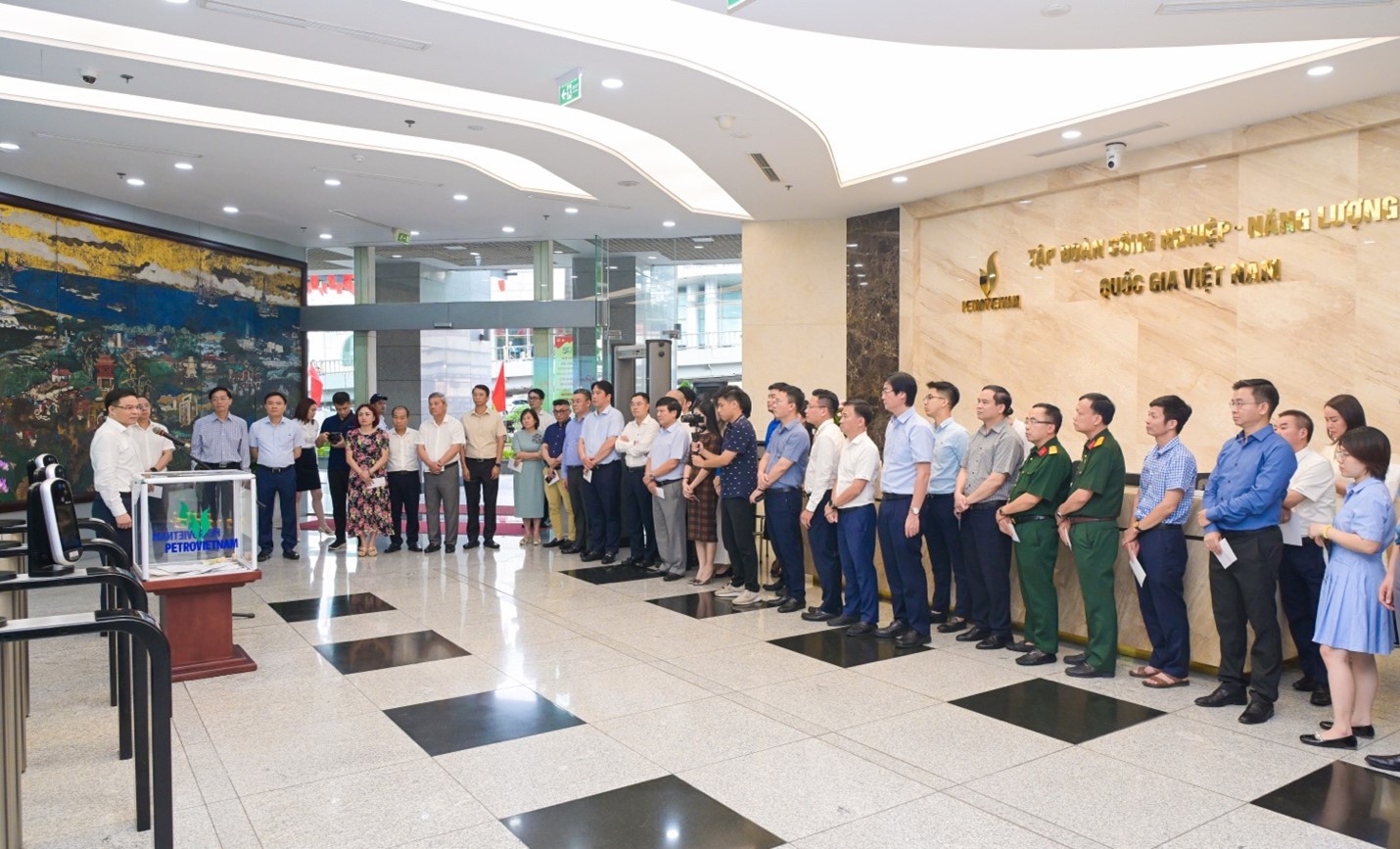 Toàn cảnh lễ phát động