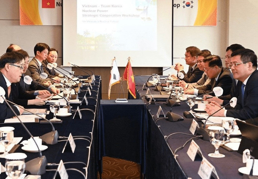 Minister Nguyen Hong Dien worked with KEPCO, KEPKO E&C, KEPCO Nuclear Fuel, and Doosan Enerbility on nuclear power cooperation between Vietnam and Korea.