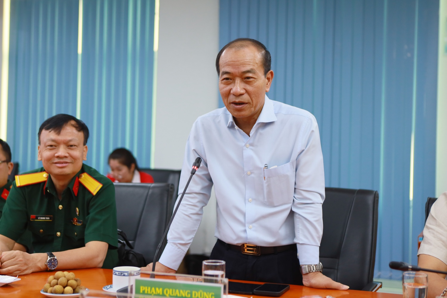 Đồng chí Phạm Quang Dũng – Ủy viên Ban Thường vụ, Chánh Văn phòng Đảng ủy, Chủ tịch Hội CCB Petrovietnam trình bày sơ bộ về các chỉ tiêu của Nghị quyết Đại hội Đảng bộ Petrovietnam nhiệm kỳ 2025 – 2030.