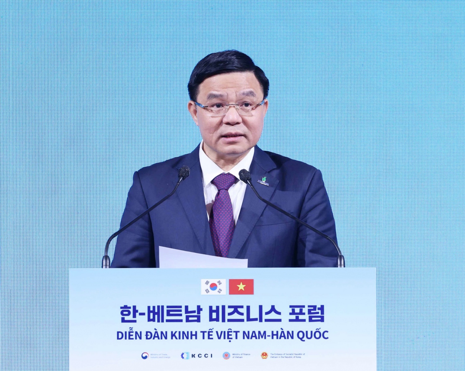 Chủ tịch HĐTV Petrovietnam Lê Mạnh Hùng phát biểu tại Diễn đàn Kinh tế Việt Nam - Hàn Quốc (Ảnh: TTXVN)