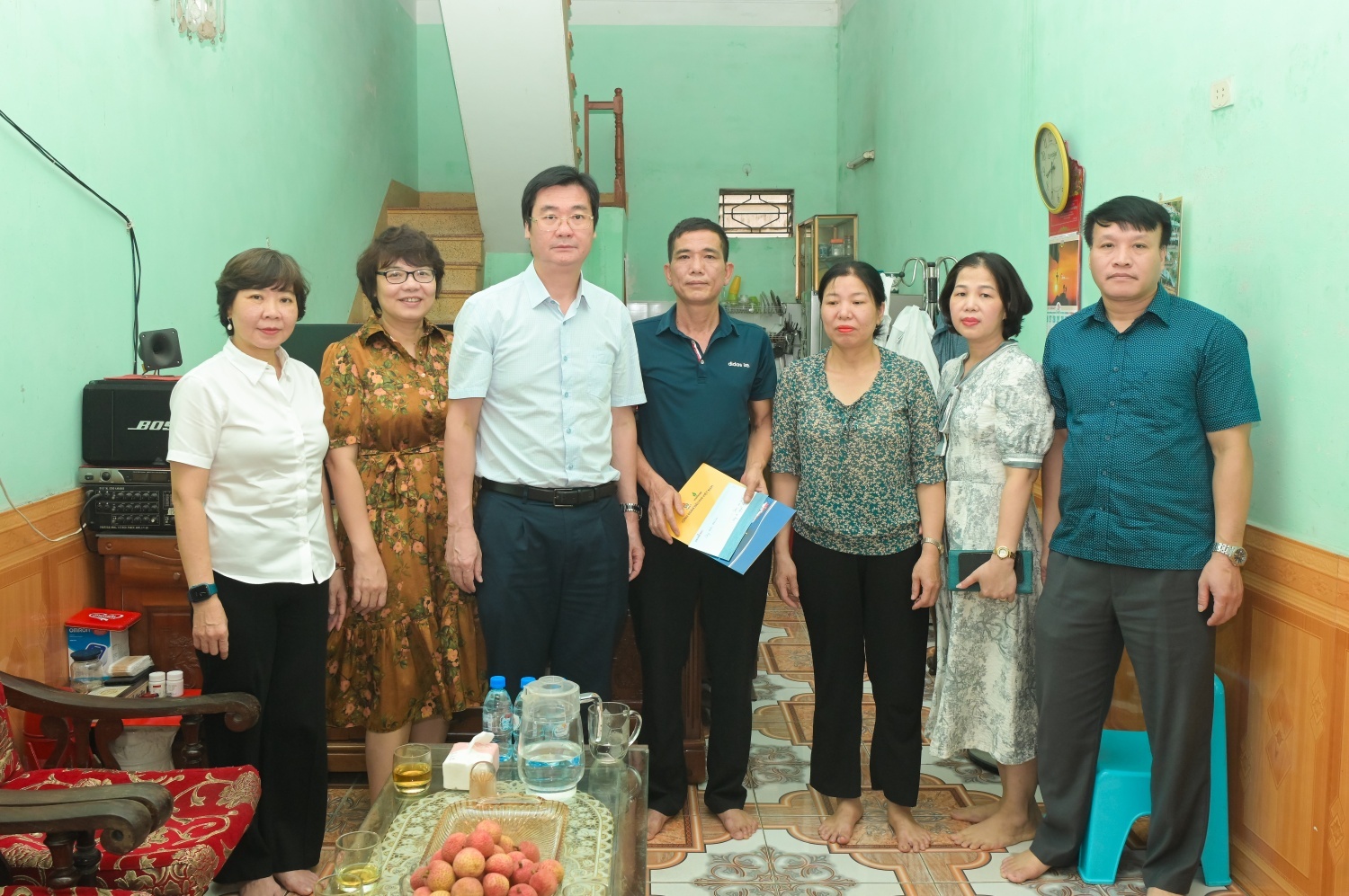 Petrovietnam tặng quà cho người lao động có hoàn cảnh khó khăn, mắc bệnh hiểm nghèo
