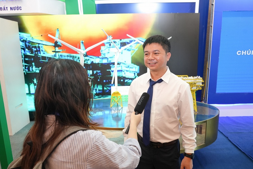 Anh Vũ Văn Hoan - Kỹ sư trưởng kết cấu công trình ngoài khơi, đại diện người lao động tiêu biểu PTSC/Petrovietnam chia sẻ với phóng viên PetroTimes