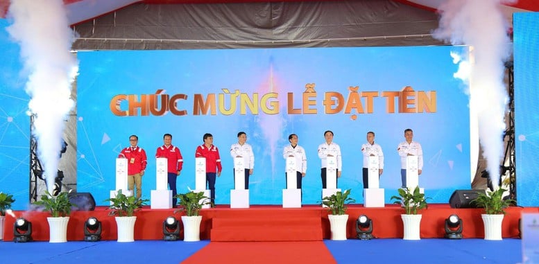 Giàn khoan PVD8 - biểu tượng tinh thần sáng tạo, kiên cường và khát vọng vươn xa của PV Drilling- Ảnh 1.