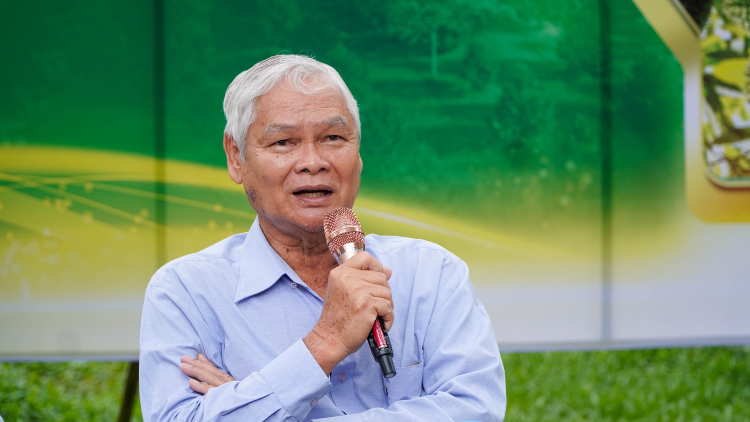 GS.TS Trần Văn Hâu, chuyên gia nông học, nhấn mạnh những yếu tố then chốt giúp cây sầu riêng sinh trưởng ổn định, hạn chế tồn dư kim loại nặng.