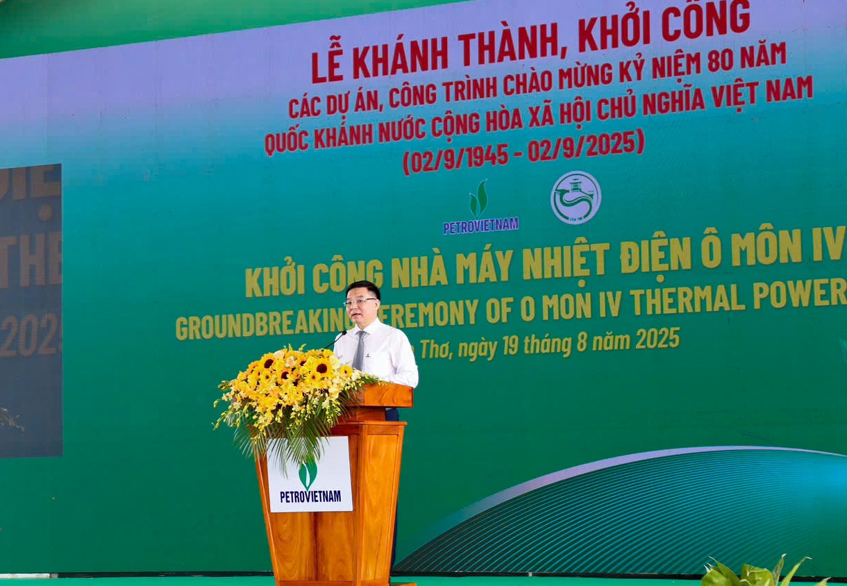Chủ tịch HĐTV Petrovietnam Lê Mạnh Hùng: Việc triển khai thành công Dự án NMNĐ Ô Môn IV nói riêng và các dự án thành phần thuộc Chuỗi dự án Khí- Điện Lô B nói chung trở thành nhiệm vụ chính trị quan trọng, góp phần hiện thực hóa mục tiêu tiên phong, giữ vai trò đầu mối trong việc hình thành và phát triển các trung tâm công nghiệp năng lượng quốc gia quy mô lớn