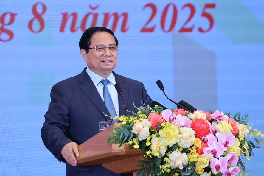 Thủ tướng Chính phủ Phạm Minh Chính ghi nhận đánh giá cao, biểu dương sự nỗ lực vượt bậc tạo nên kết quả Chương trình hỗ trợ xóa nhà tạm, nhà dột nát
