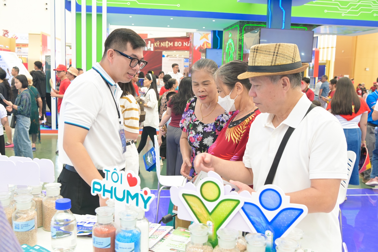 Anh Đào Trần Công Tú – Chuyên viên kinh doanh PVFCCo - Phú Mỹ