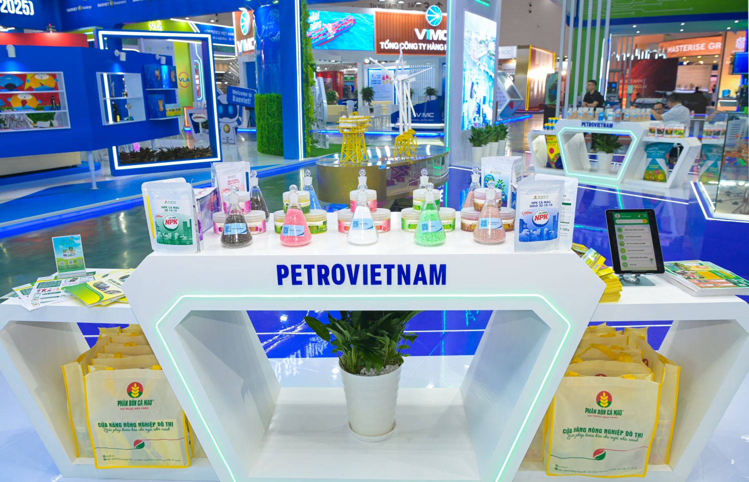 Không gian trưng bày của PVCFC