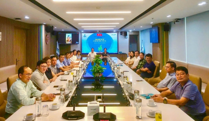 Buổi sinh hoạt của Chi bộ Văn phòng PVFCCo - Phú Mỹ