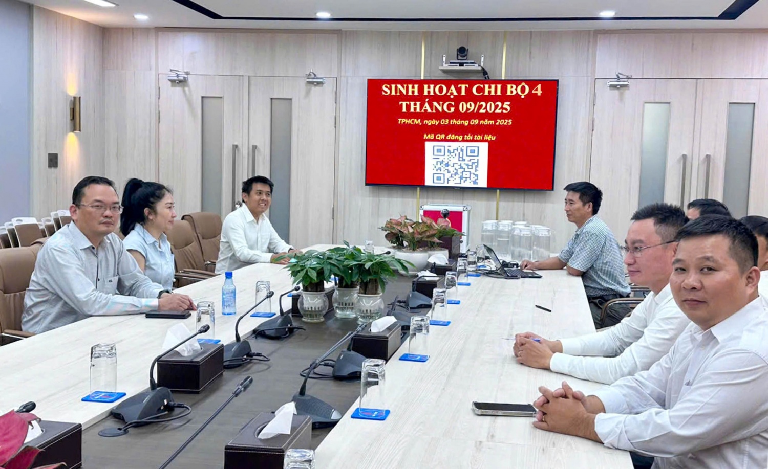 Chi bộ 4 Cơ quan Tổng công ty.