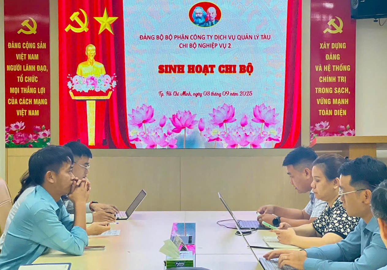 Chi bộ Nghiệp vụ 2 - Đảng bộ Bộ phận Công ty Dịch vụ quản lý tàu.