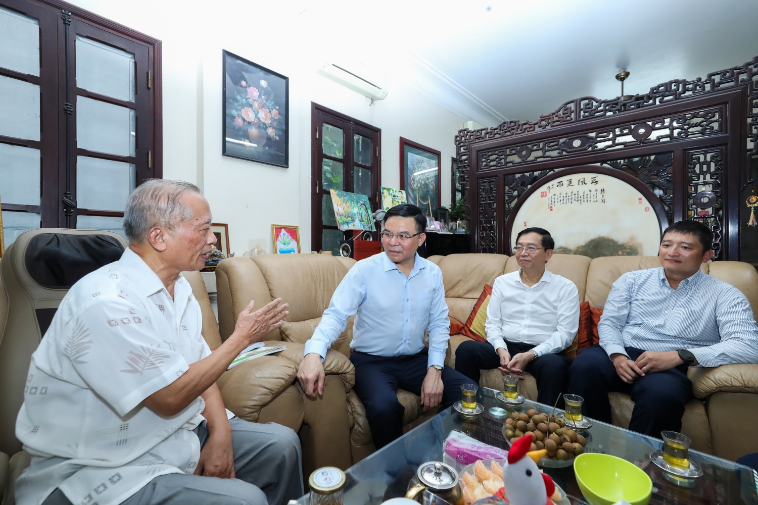 Lãnh đạo Tập đoàn thăm hỏi, tri ân đồng chí Trần Ngọc Cảnh, nguyên Tổng Giám đốc Petrovietnam.
