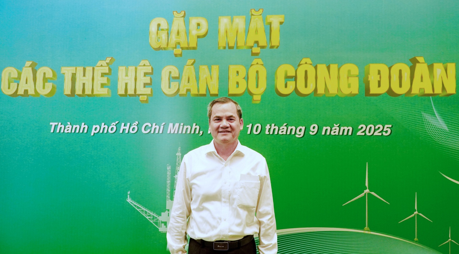 Ông Hồ Trọng Thoán - nguyên Ủy viên Ban Thường vụ Công đoàn Petrovietnam khóa V, VI, Phó Trưởng Ban Tuyên giáo Đảng ủy PV Drilling tin tưởng rằng, với chiến lược và tầm nhìn mới, Petrovietnam sẽ tiếp tục vững bước, làm chủ khoa học - công nghệ và giữ vai trò đầu tàu kinh tế.
