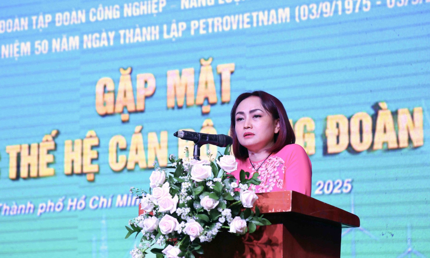 Đồng chí Nghiêm Thùy Lan: Công đoàn Petrovietnam luôn làm tốt chức năng đại diện, bảo vệ quyền lợi người lao động và là lực lượng nòng cốt phát động các phong trào thi đua.