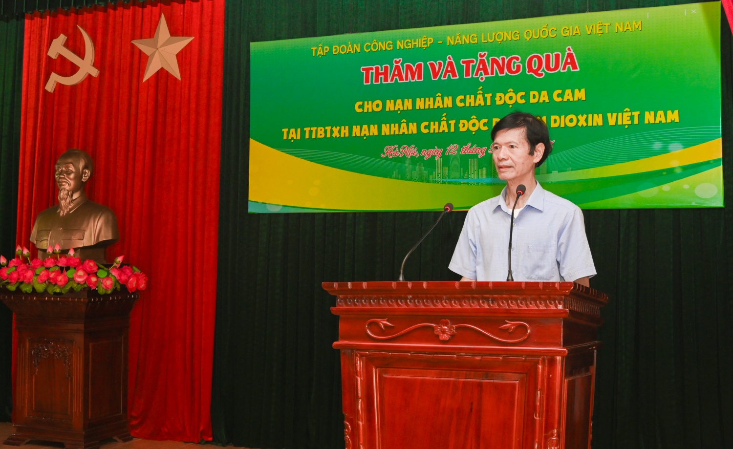 Ông Nguyễn Thăng Long - Giám đốc Trung tâm BTXH Nạn nhân chất độc da cam/dioxin Việt Nam thông tin về hoạt động của Trung tâm.