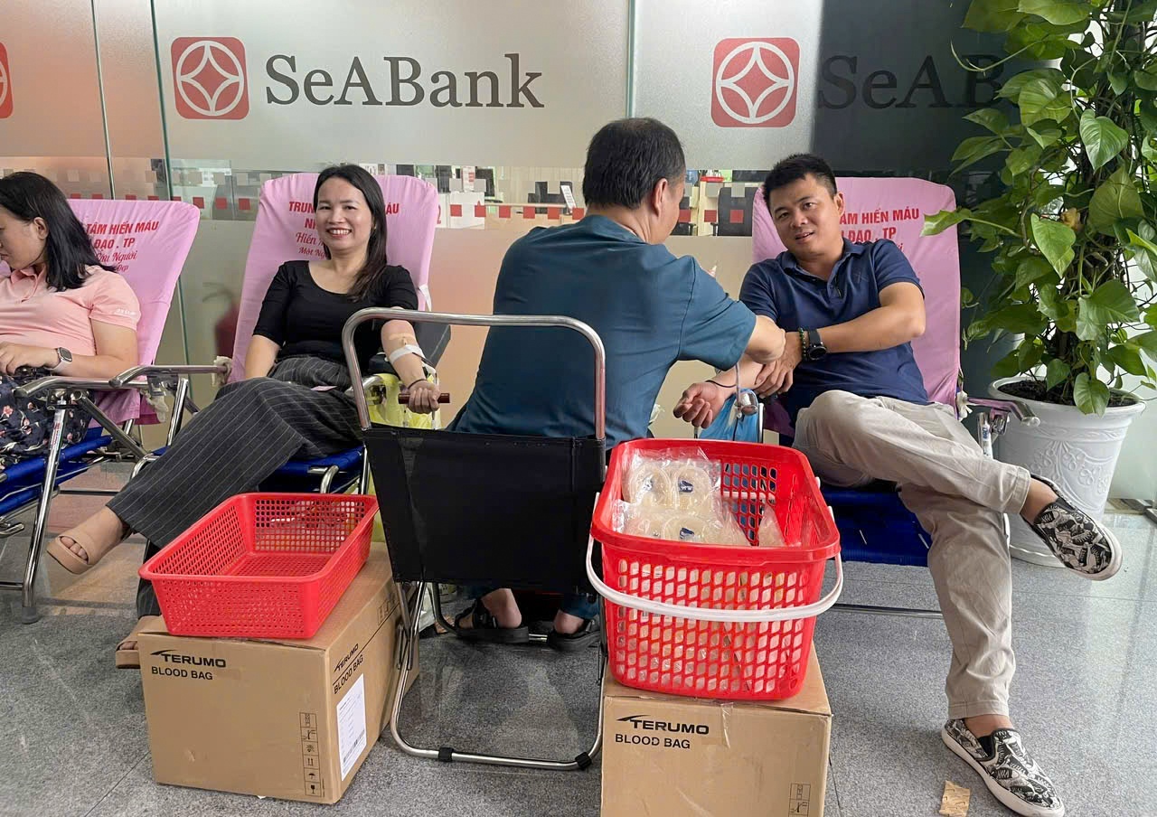 Chương trình vừa góp phần bổ sung hàng trăm đơn vị máu phục vụ cấp cứu kịp thời cho bệnh nhân, vừa khẳng định tinh thần trách nhiệm của tuổi trẻ PVEP.