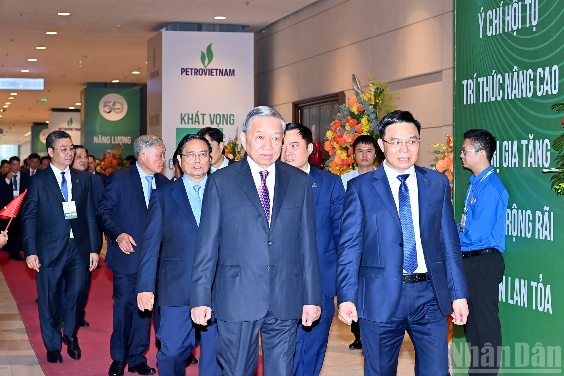 Tổng Bí thư Tô Lâm dự Lễ kỷ niệm 50 năm Ngày thành lập Tập đoàn Công nghiệp - Năng lượng quốc gia Việt Nam