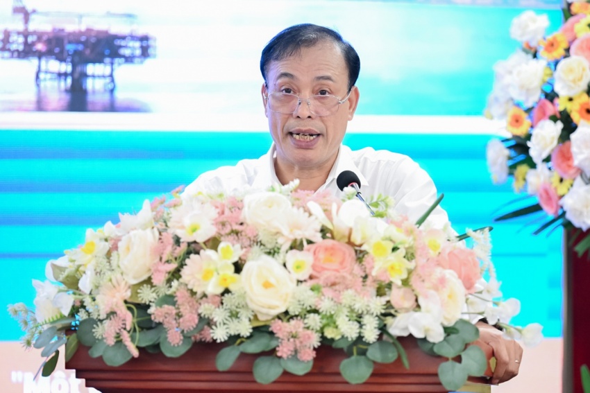 Đồng chí Hoàng Minh Hải - Phó Bí thư Đảng ủy, Phó Tổng Giám đốc BIENDONG POC nhấn mạnh yêu cầu đổi mới nội dung, phương thức hoạt động, nâng cao hiệu quả đại diện và chăm lo thiết thực cho người lao động.