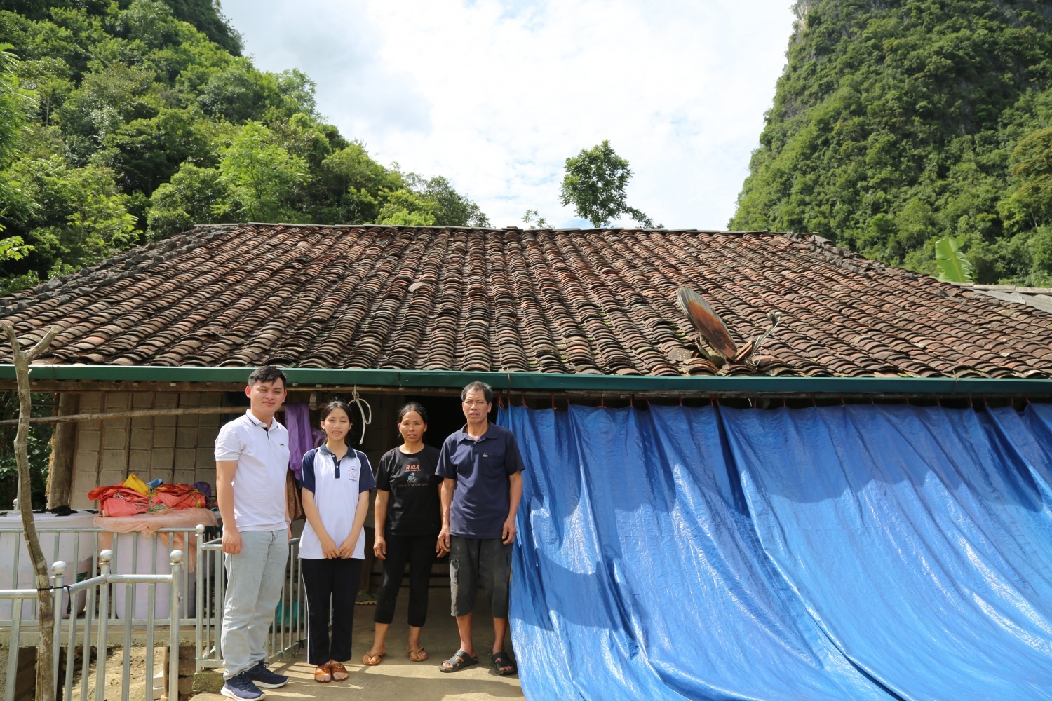 Sau gần hai thập kỷ, Quỹ đã trao hơn 1.560 suất học bổng toàn phần với tổng trị giá gần 60 tỷ đồng, giúp hàng nghìn sinh viên nghèo hiếu học có cơ hội vươn lên, thay đổi cuộc đời