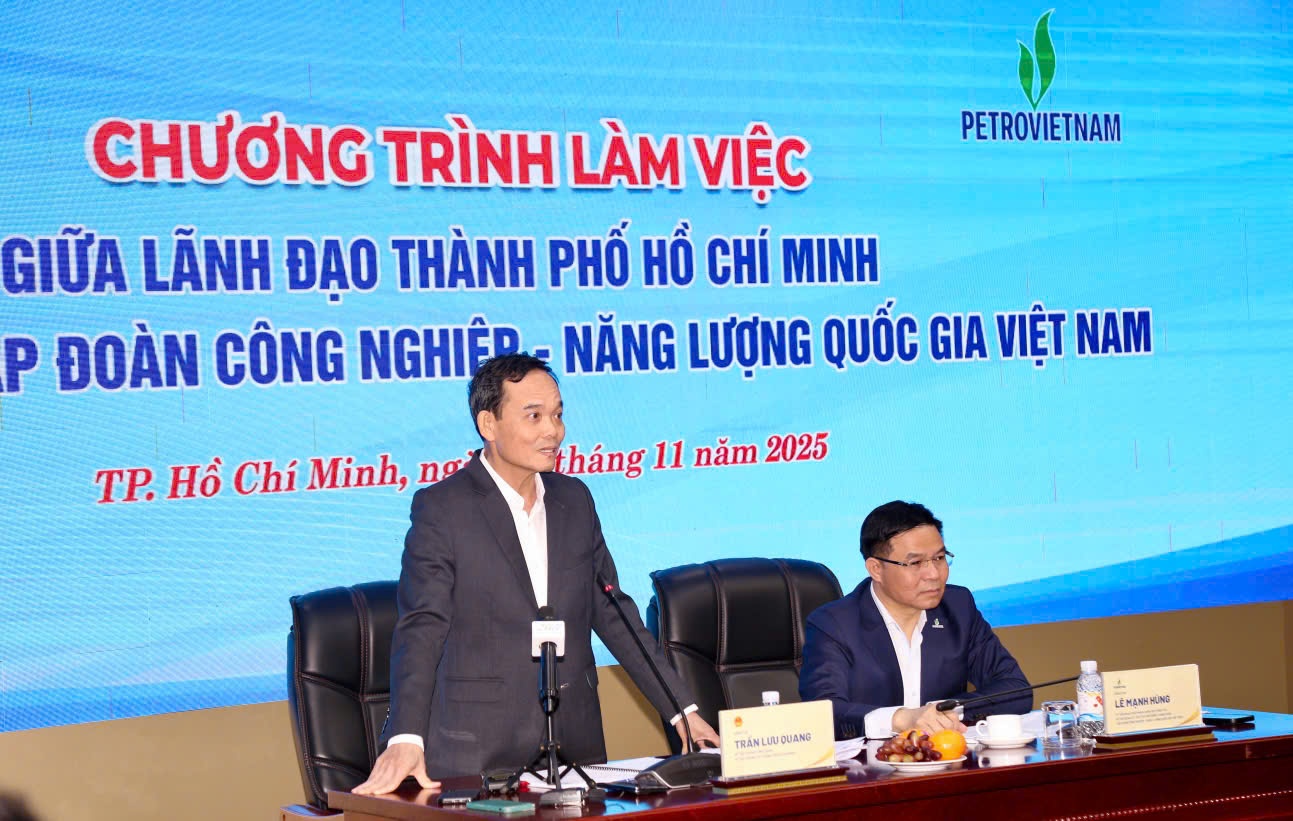 Chương trình làm việc giữa lãnh đạo TP. Hồ Chí Minh và lãnh đạo Petrovietnam.