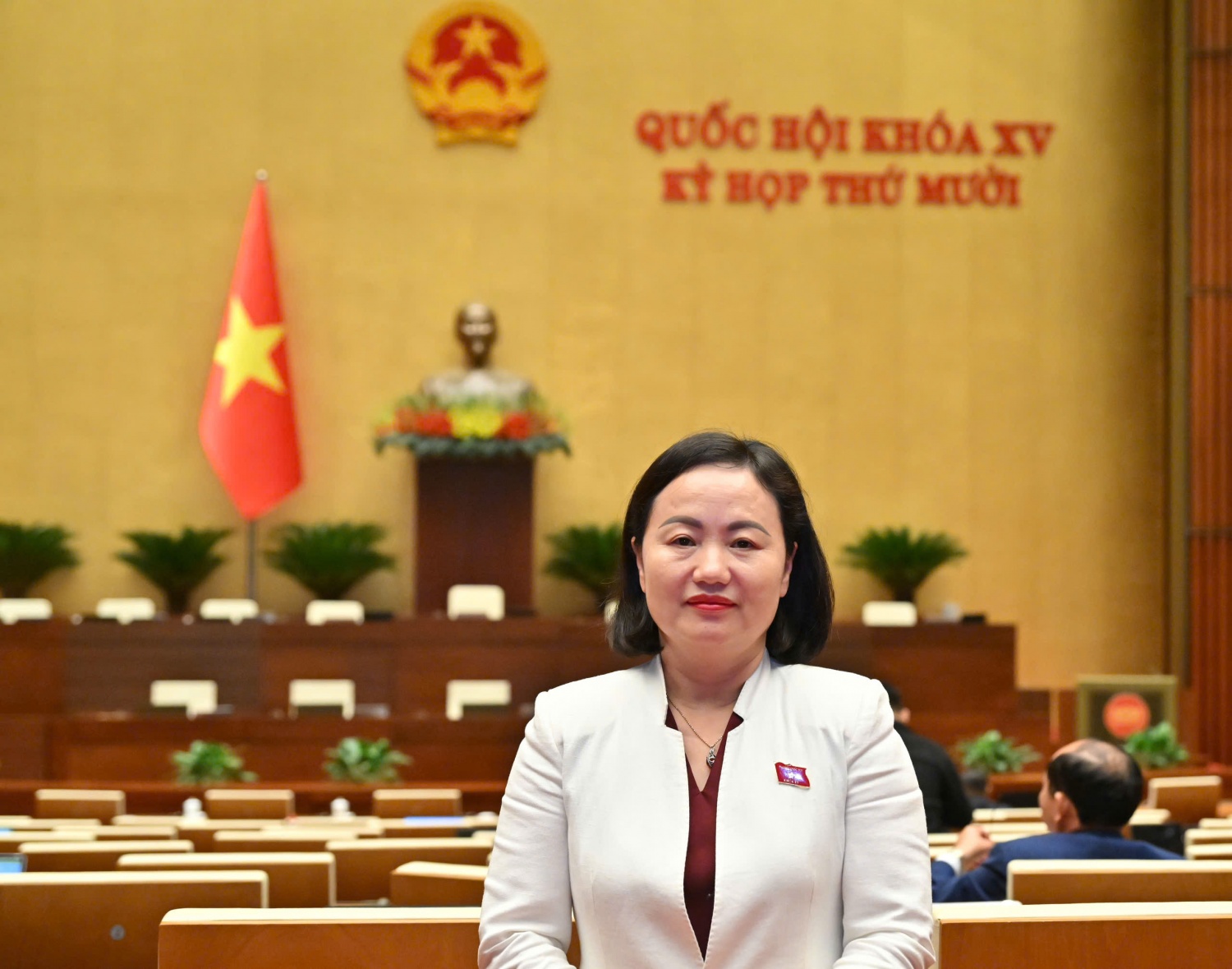 ĐBQH Phạm Thúy Chinh chia sẻ với phóng viên về chương trình “STEM Innovation Petrovietnam”.