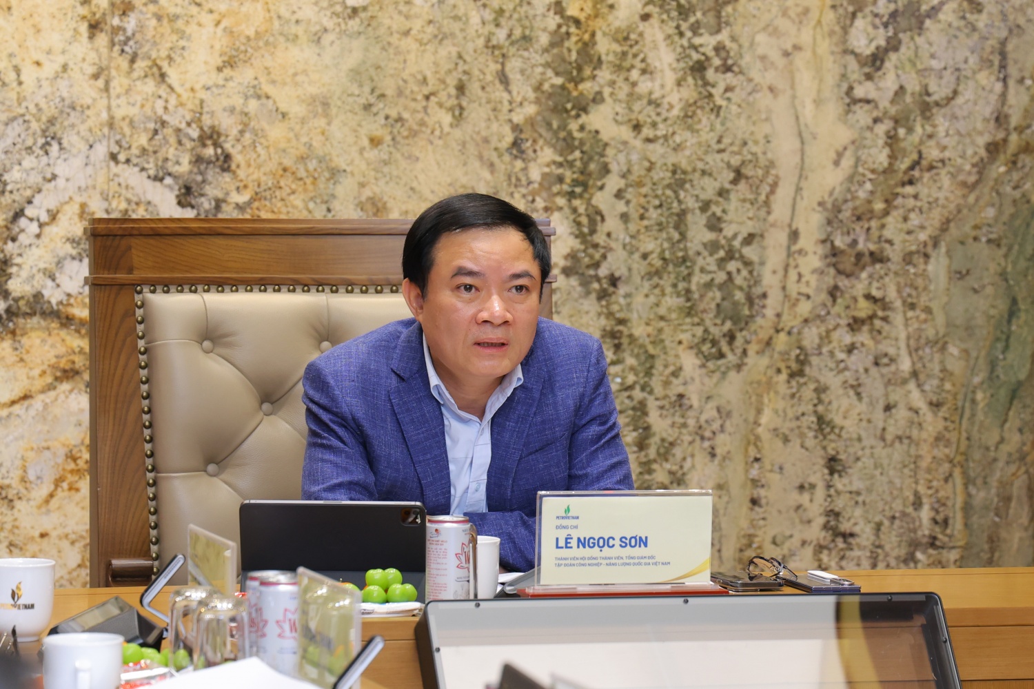 Tổng Giám đốc Petrovietnam Lê Ngọc Sơn: Đẩy mạnh các hoạt động kinh doanh quốc tế, nghiên cứu khoa học, chuyển đổi số, xây dựng hạ tầng dữ liệu số và phát triển sản phẩm mới, coi đây là những mảng then chốt tạo dư địa tăng trưởng dài hạn.