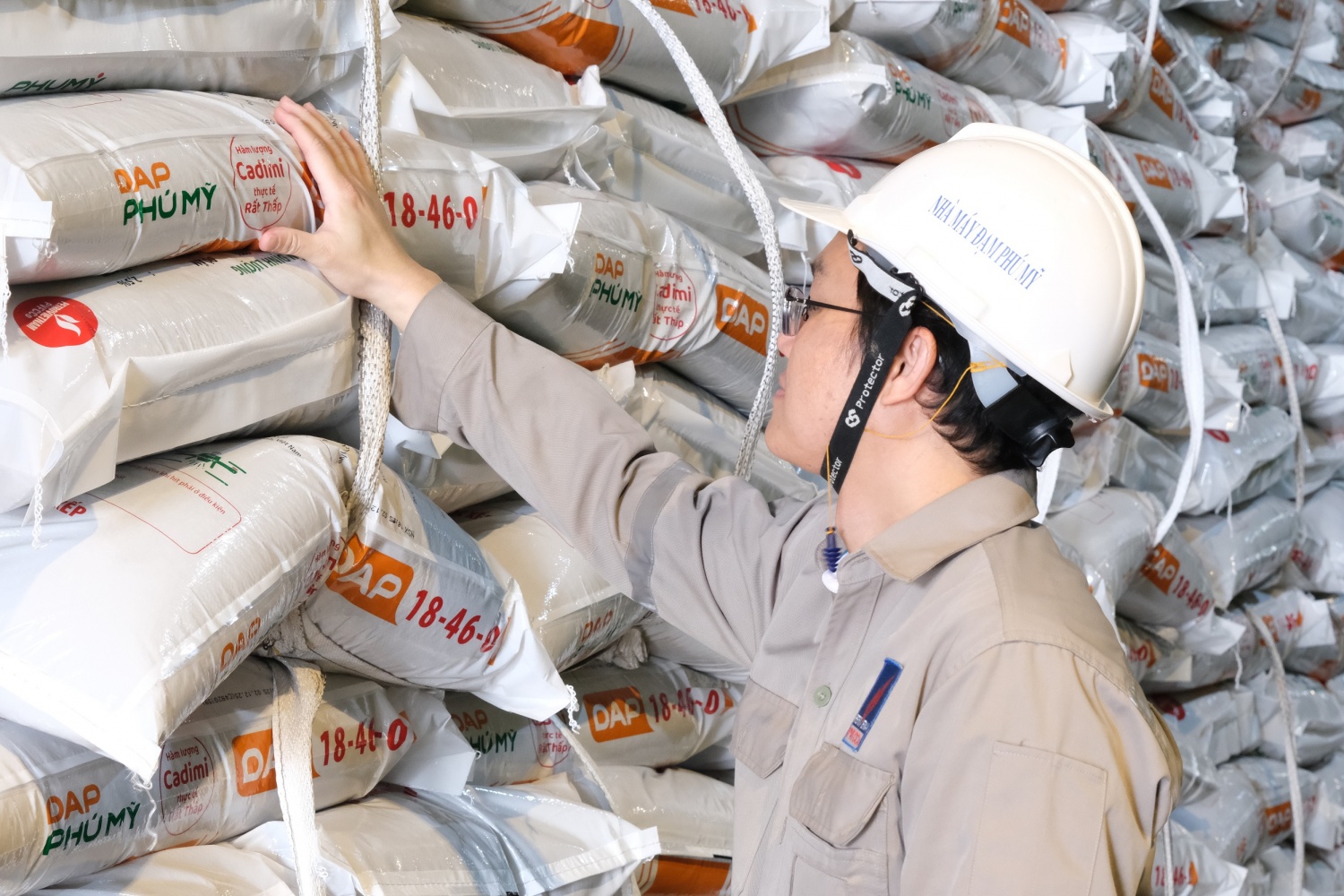Khoảng 3.500 tấn DAP Phú Mỹ được đưa ra thị trường trong đầu tháng 12/2025.