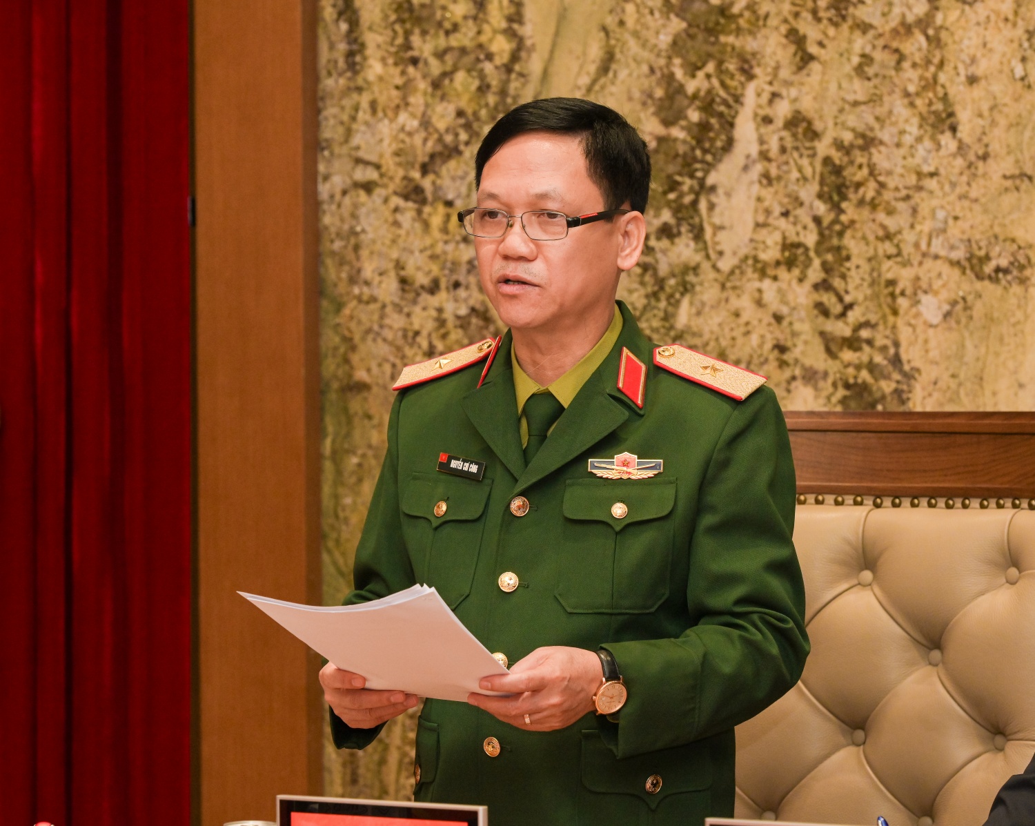 Thiếu tướng Nguyễn Chí Công - Phó Cục trưởng Cục Dân quân tự vệ, Bộ Tổng tham mưu, Bộ Quốc phòng đánh giá cao kết quả thực hiện công tác quốc phòng, quân sự của Petrovietnam.