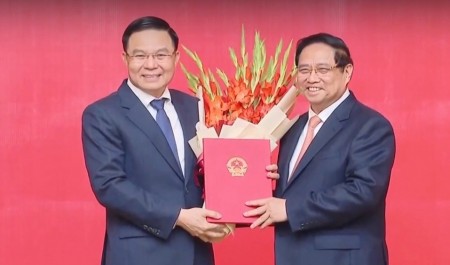 Đồng chí Lê Mạnh Hùng làm Quyền Bộ trưởng Bộ Công Thương