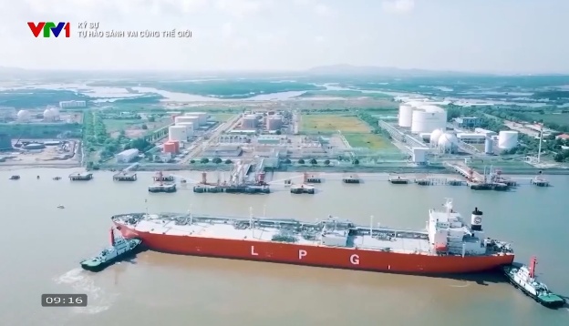 [VIDEO] Ký sự "50 năm ngọn lửa vươn xa" (Tập 8)