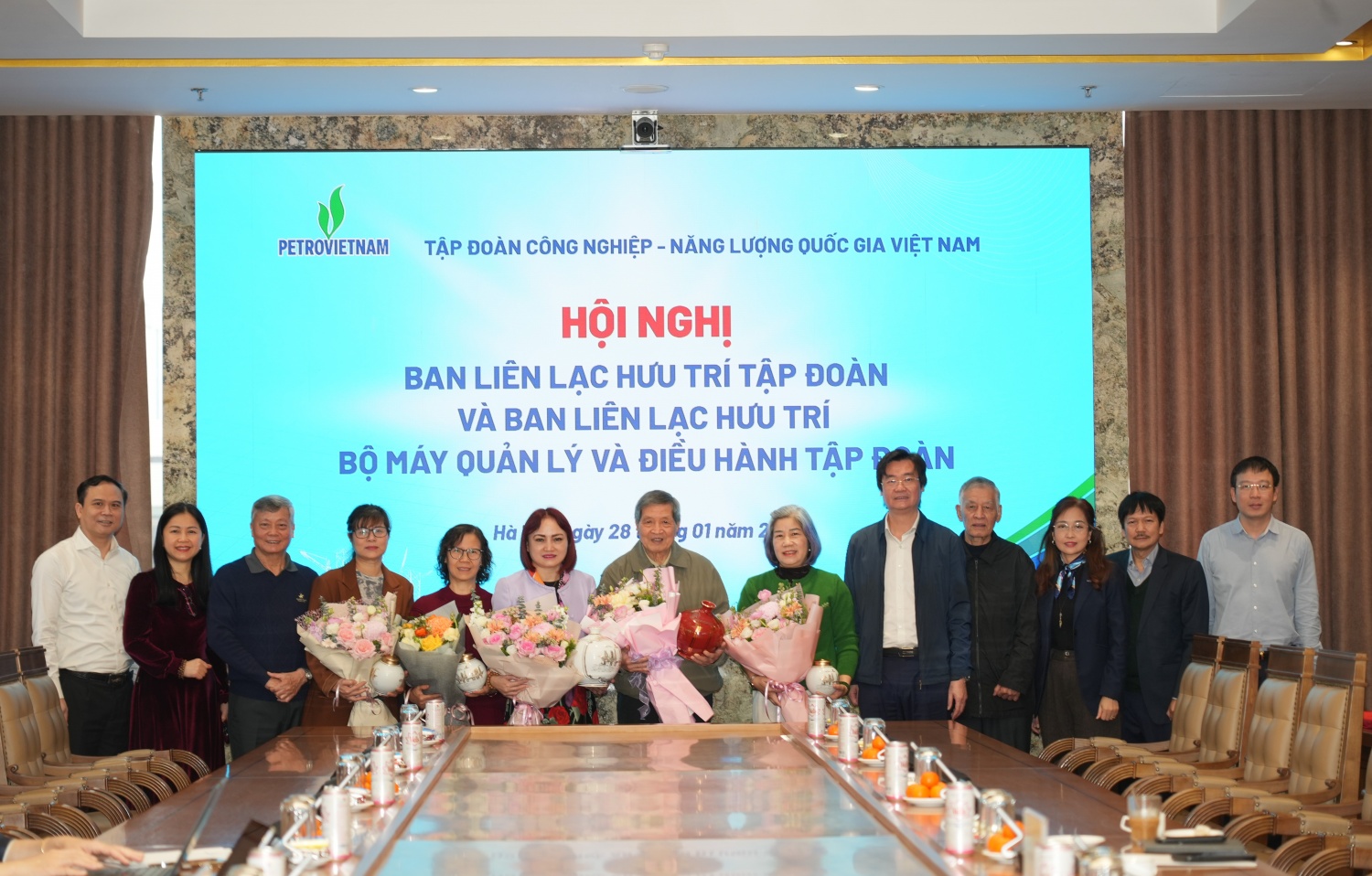 Công đoàn Petrovietnam và Ban LLHT tri ân các đồng chí nguyên cán bộ Ban LLHT Tập đoàn