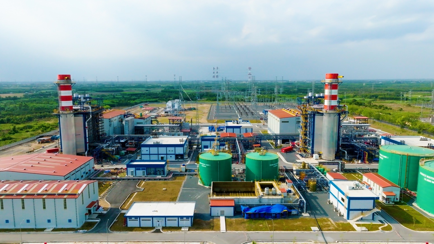 Nhà máy điện Nhơn Trạch 3 và 4 do PV Power - đơn vị thành viên của Petrovietnam làm chủ đầu tư, vận hành thương mại, đánh dấu bước ngoặt trong mở rộng phát điện bằng LNG, góp phần thúc đẩy chuyển dịch năng lượng từ than sang khí tự nhiên.