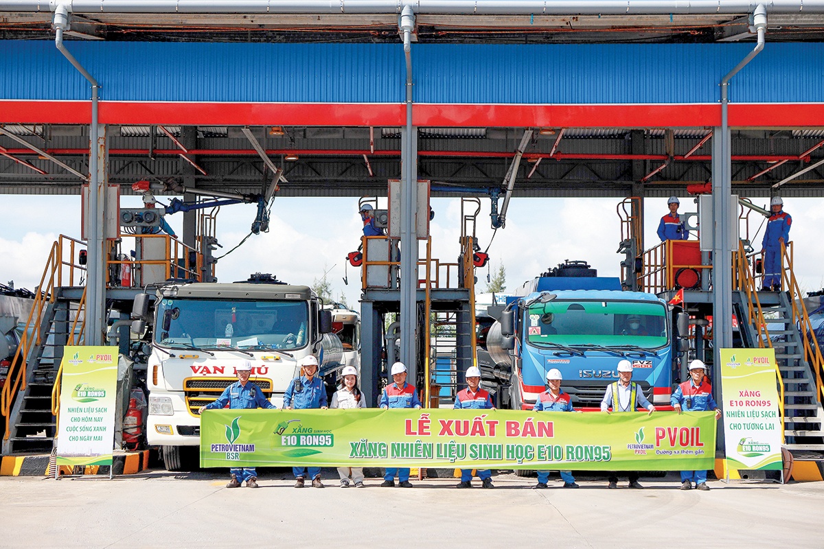 Xăng sinh học E10 là điểm nhấn trong bức tranh “công nghệ xanh”, thể hiện cam kết phát triển bền vững của BSR tại NMLD Dung Quất