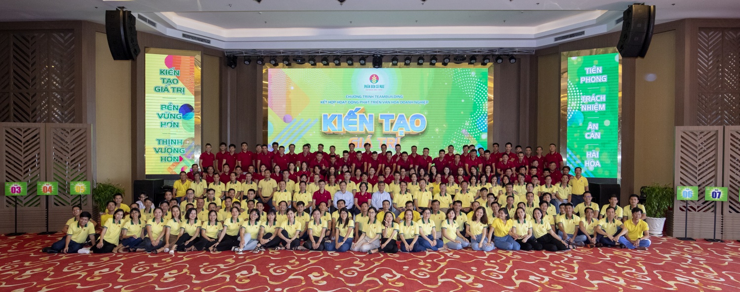 Đội ngũ CBCNV là nền tảng vững chắc cho sự phát triển bền vững của doanh nghiệp.