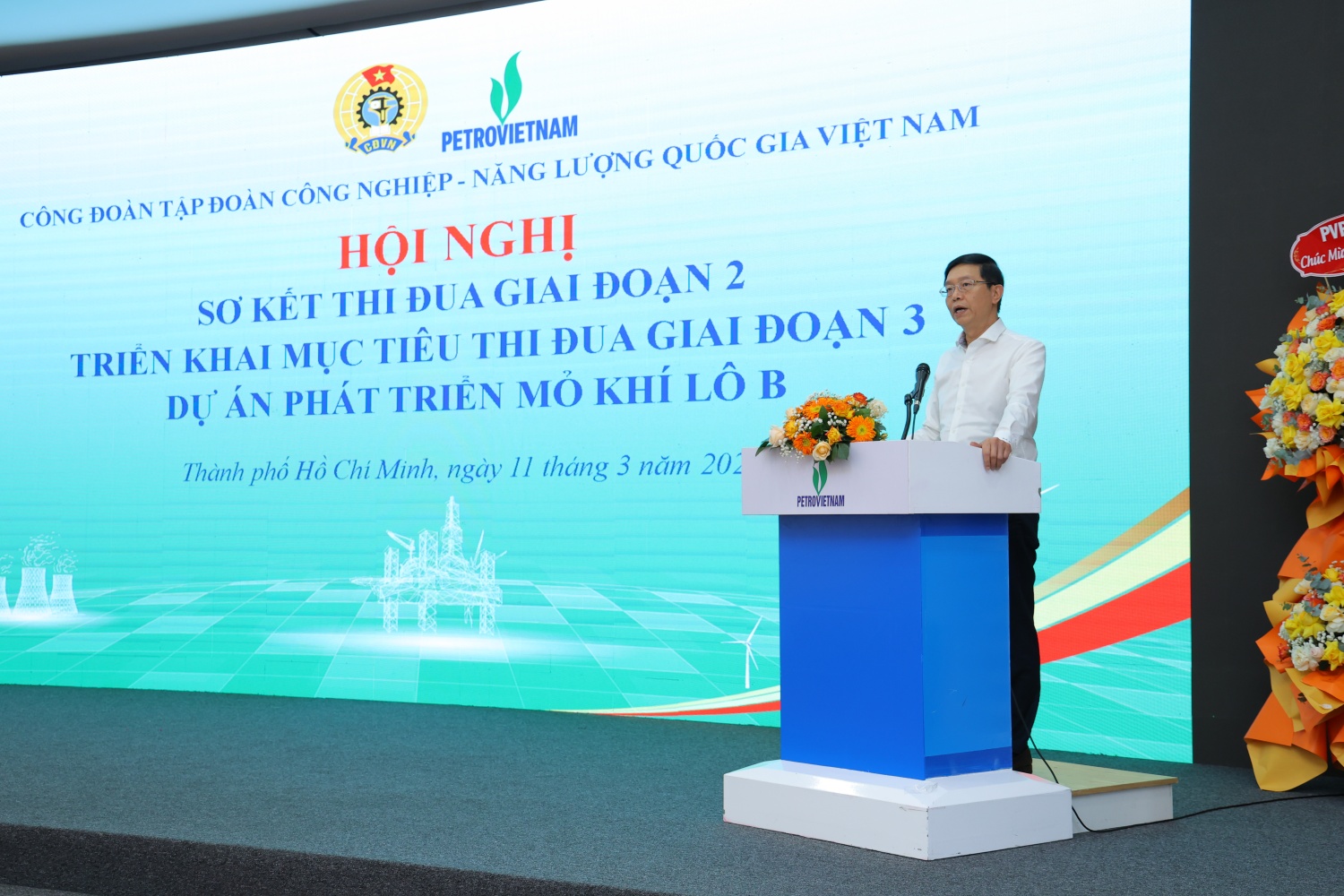 Đồng chí Trần Quang Dũng khẳng định những kết quả các đơn vị tham gia dự án đã đạt được là minh chứng cho tinh thần đoàn kết, quyết tâm cao của tập thể người lao động trên công trường.