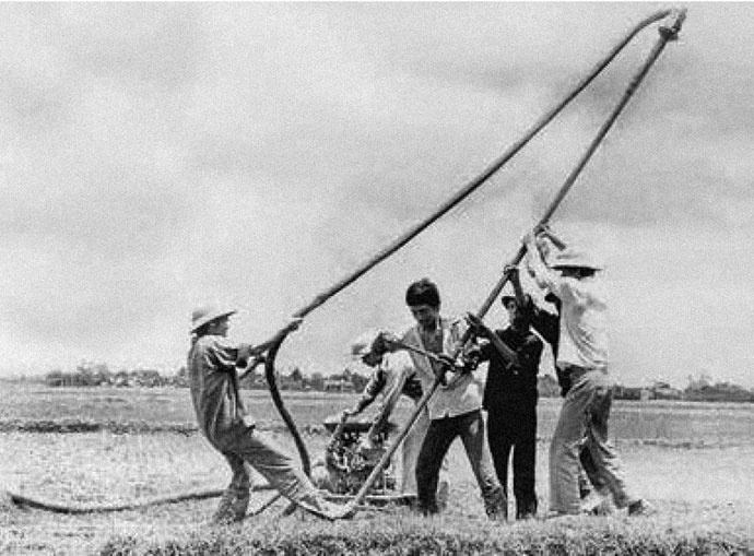 Chuẩn bị cho công tác khảo sát thăm dò địa chấn.