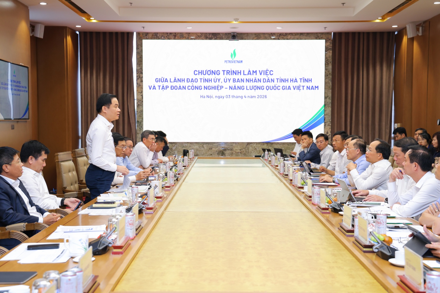 Toàn cảnh buổi làm việc