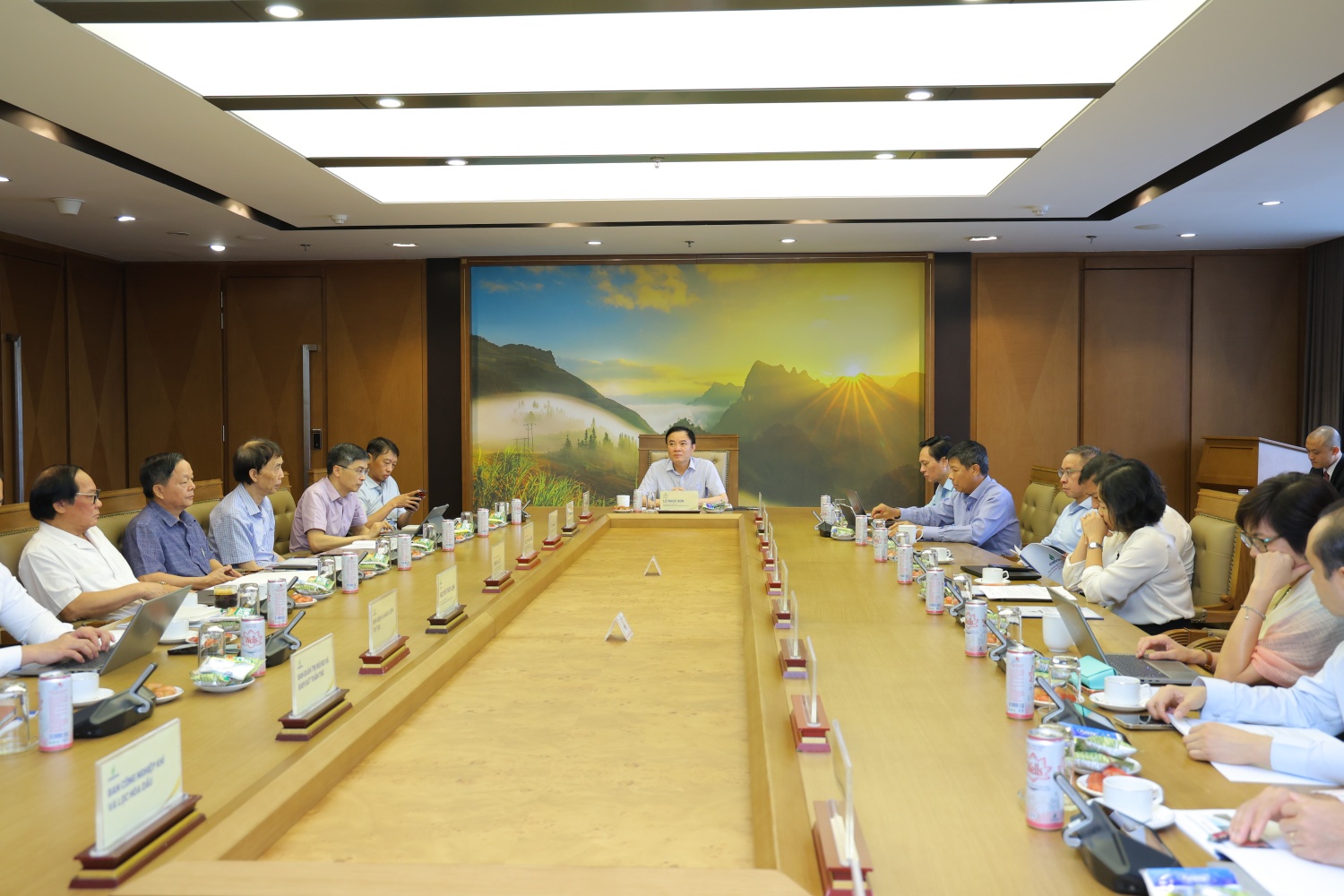 Toàn cảnh Tọa đàm quý II/2026 với chủ đề
