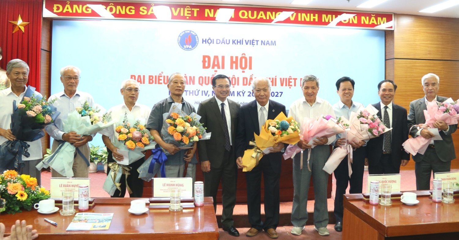 Đại hội Đại biểu toàn quốc Hội Dầu khí Việt Nam lần thứ IV, nhiệm kỳ 2022-2027 thành công tốt đẹp Đại hội Đại biểu toàn quốc Hội Dầu khí Việt Nam lần thứ IV, nhiệm kỳ 2022-2027 thành công tốt đẹp