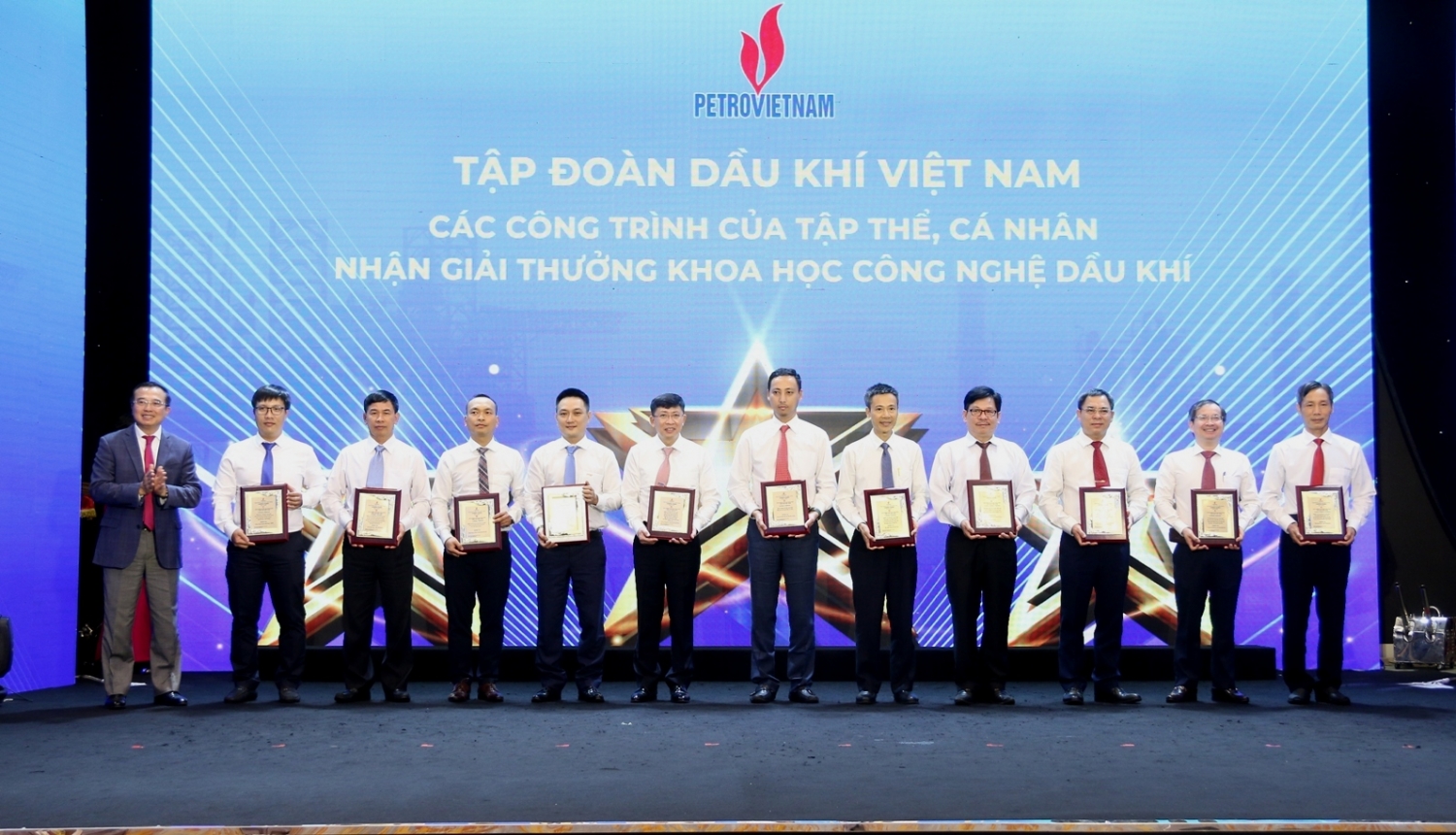 Thi đua Lao động sáng tạo, đổi mới là chìa khóa cho sự phát triển của Petrovietnam Thi đua Lao động sáng tạo, đổi mới là chìa khóa cho sự phát triển của Petrovietnam