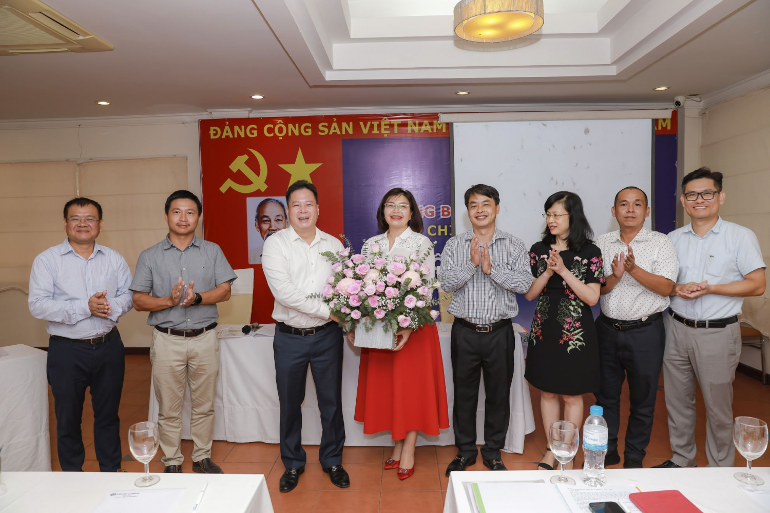Đại hội Chi bộ PVEP 01&02 nhiệm kỳ 2022-2025: Đại hội của tinh thần đổi mới, sáng tạo, đoàn kết, uống nước nhớ nguồn Đại hội Chi bộ PVEP 01&02 nhiệm kỳ 2022-2025: Đại hội của tinh thần đổi mới, sáng tạo, đoàn kết, uống nước nhớ nguồn