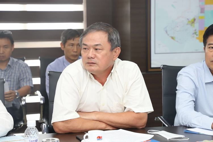 Tổng Giám đốc Petrovietnam Lê Mạnh Hùng làm việc với Vietsovpetro về tình hình SXKD 6 tháng đầu năm 2022 Tổng Giám đốc Petrovietnam Lê Mạnh Hùng: Vietsovpetro cần tiếp tục giữ vững mục tiêu về gia tăng trữ lượng và sản lượng