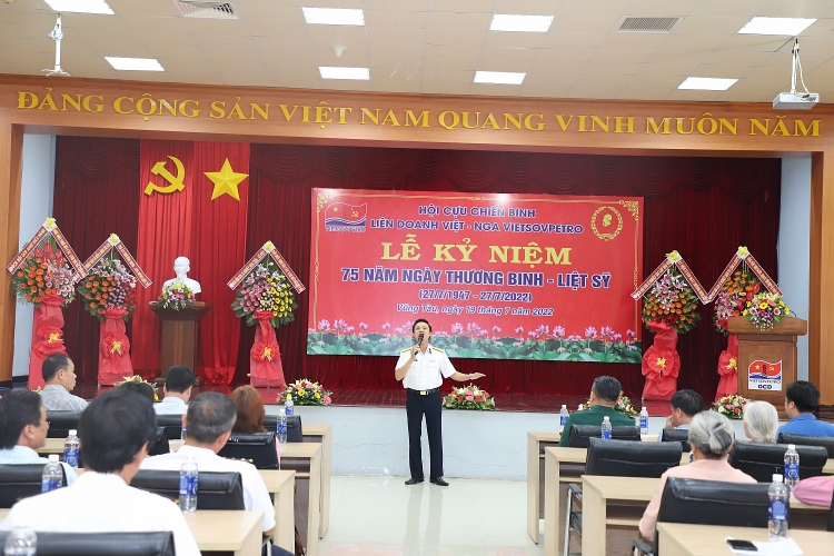 Vietsovpetro tổ chức Lễ kỷ niệm 75 năm ngày Thương binh – Liệt sĩ Vietsovpetro tổ chức Lễ kỷ niệm 75 năm ngày Thương binh – Liệt sĩ