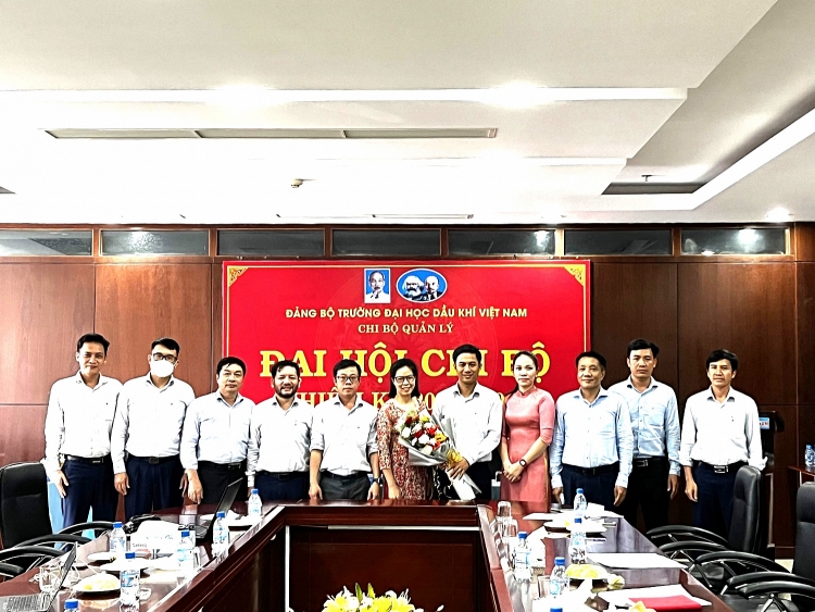 Chi bộ Quản lý Đảng bộ PVU tổ chức thành công Đại hội nhiệm kỳ 2022-2025 Chi bộ Quản lý Đảng bộ PVU tổ chức thành công Đại hội nhiệm kỳ 2022 2025