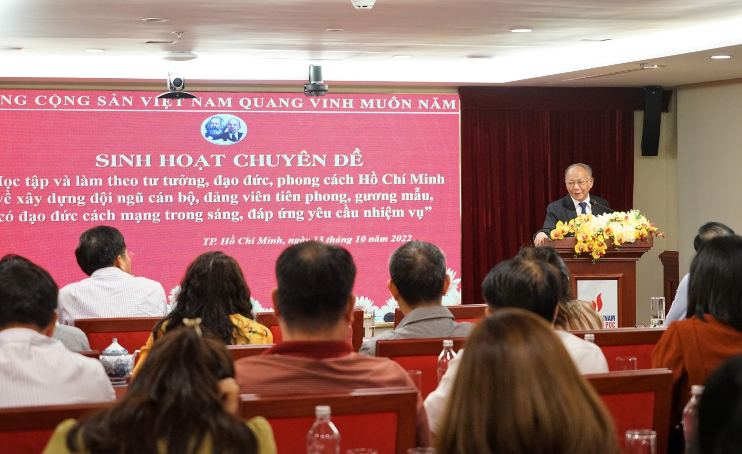 Đảng bộ BIENDONG POC: Đẩy mạnh học tập và làm theo tấm gương Chủ tịch Hồ Chí Minh vĩ đại Đảng bộ BIENDONG POC: Đẩy mạnh học tập và làm theo tấm gương Chủ tịch Hồ Chí Minh vĩ đại