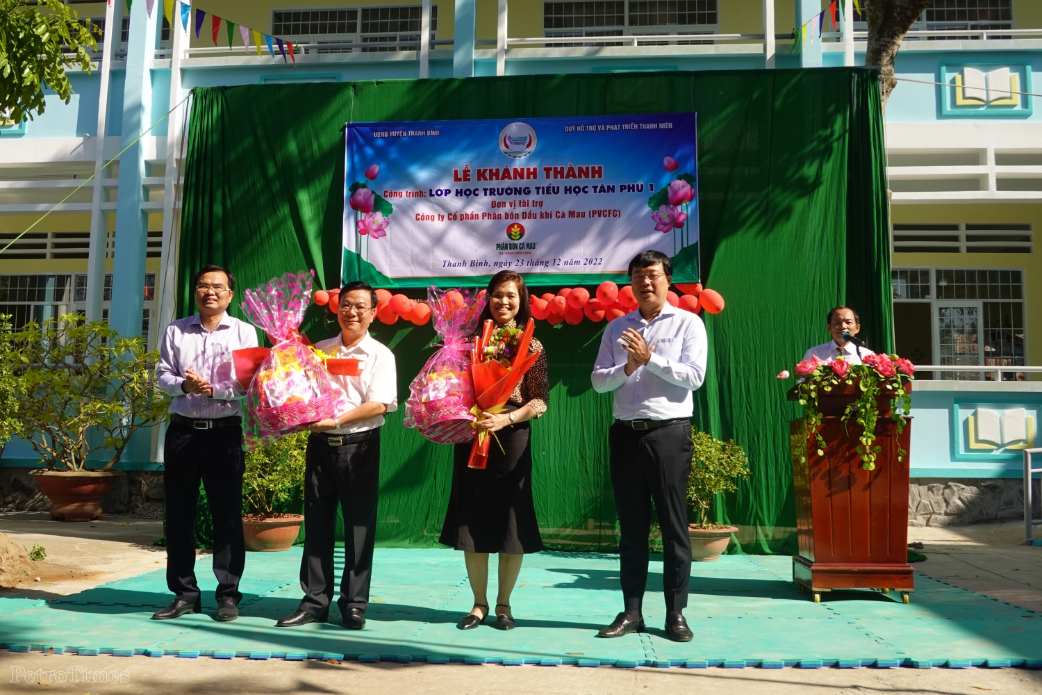 Phân bón Cà Mau khánh thành thêm 06 phòng học mới tại Đồng Tháp Phân bón Cà Mau khánh thành thêm 06 phòng học mới tại Đồng Tháp