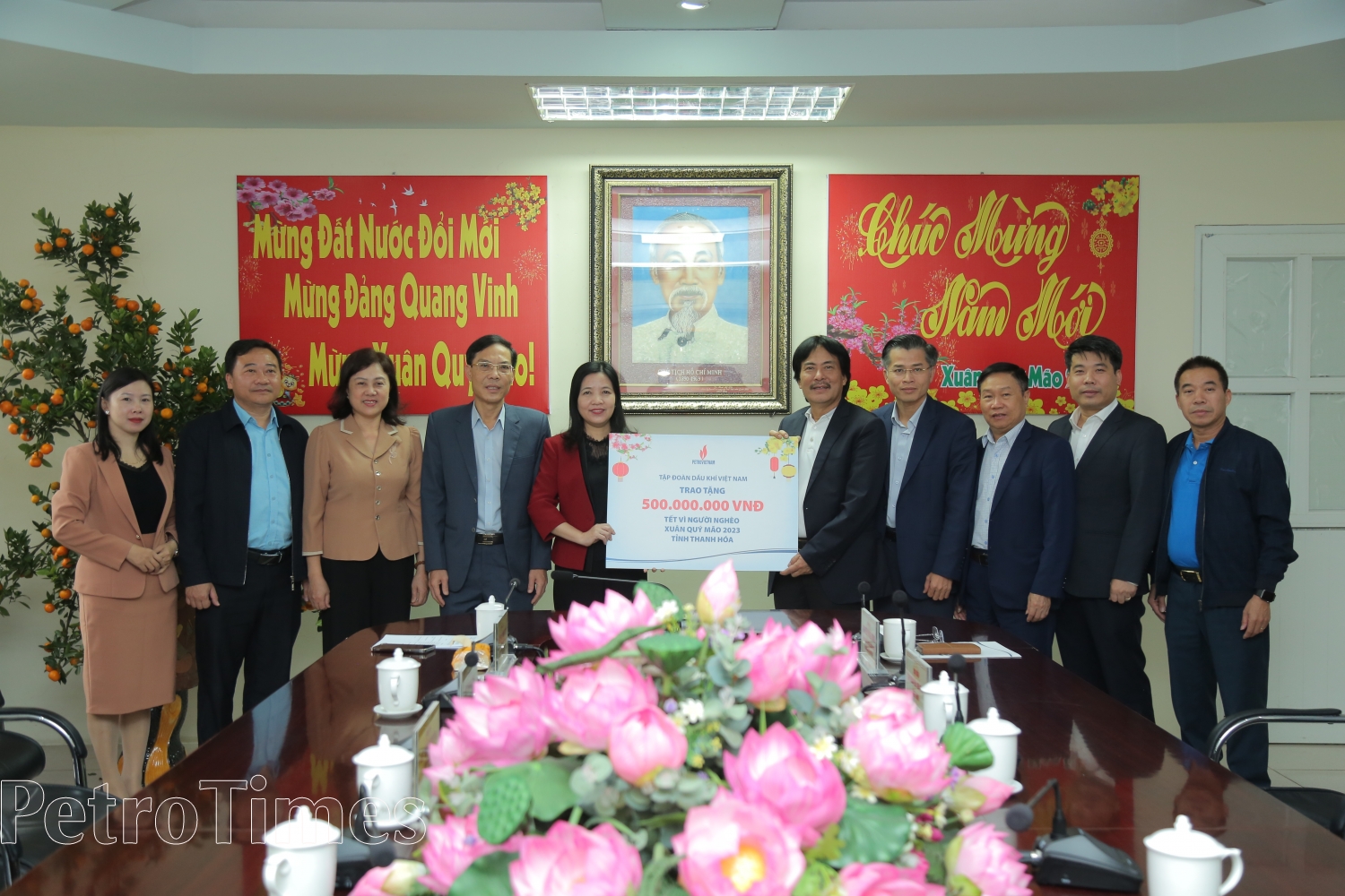 Petrovietnam trao tặng hỗ trợ Tết Vì người nghèo tỉnh Thanh Hóa Petrovietnam trao tặng hỗ trợ Tết Vì người nghèo tỉnh Thanh Hóa